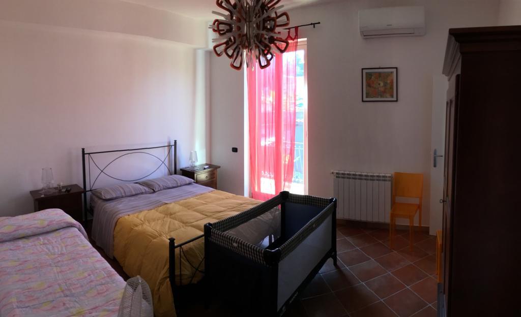 B&B Villa Zia Febronia Patti Luaran gambar